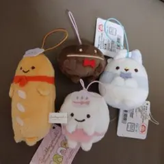 すみっコぐらしあつまるんですいろんななかまゴムひも付きマスコット　4種類