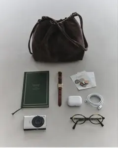 新品 POIK ミディアム ソフトドローストリングショルダーバッグ nugu