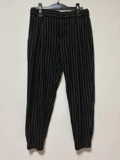 ユニクロ パンツ ストライプ ブラック