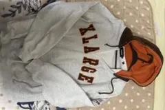 XLARGE フード付きパーカー グレー/オレンジ