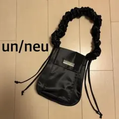 un/ neu アンノイ★ギャザーハンドルサテンフラップバッグ