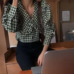 Item thumbnail for item 40f5e519-1b49-4319-86eb-69b5f28901ac