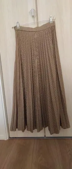 大幅値下げ！ZARAブラウン チェック プリーツロングスカート