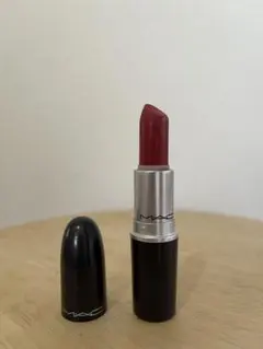 M.A.C リップスティック ロシアンレッドのサムネイル