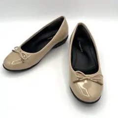 fuwaruku フワラク エナメル 21.5 3E フラット バレエシューズ