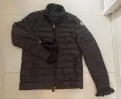 MONCLER ダウンジャケット サカイsacaiコラボ　　ブラック　袖
