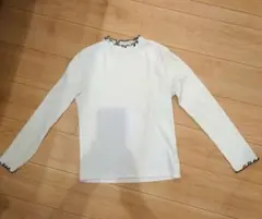 レディース　ホワイト フリル付き 長袖Tシャツ Mサイズ