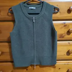 GU オリーブグリーン ニットベスト M