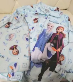 アナとエルサ♡アナ雪 ♡パジャマ 120cm