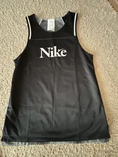 Nike メッシュタンクトップ 黒