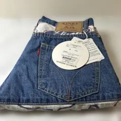 Item thumbnail for item 7eb8fbdb-0fe6-46ea-8643-d2e5152acb66