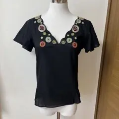 最終値下げ　ホコモモラ　シビラ ブラウス　　40のサムネイル