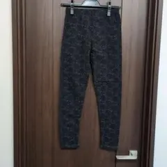 ユニクロスキニーパンツ 花柄 　L　新品