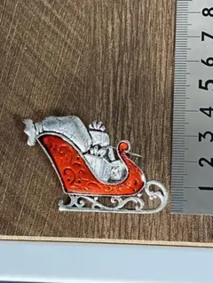 アンティークブローチ　ヴィンテージブローチ　クリスマスブローチ