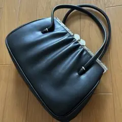 Item thumbnail for item ddef0bd7-21ef-4a83-b10e-499b0b2c5c53