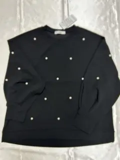 黒のパール装飾長袖トップス LL