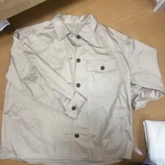 GU ベージュ ボタン付きシャツ XL