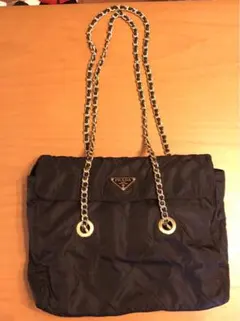 【美品】PRADA ブラック キルティング ショルダーバッグ