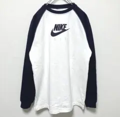 NIKE ラグランスリーブ トレーナー