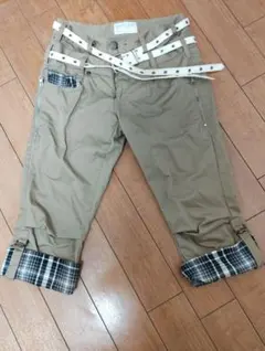 NYLAUS ハーフパンツ ベージュ 76cm ベルト付きのサムネイル