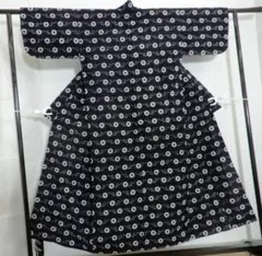 木綿・アンティーク山陰絣着物・手紡ぎ手織り藍染・桐に幾何学模様・大正期前後・厚地 木綿・アンティーク山陰絣着物・手紡ぎ手織り藍染・幾何学模様