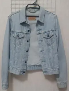 Levi's デニムジャケット Mサイズ