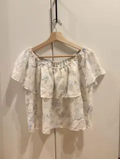 NICE CLAUP 花柄オフショルダーブラウスシャツ