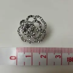 Item thumbnail for item c5b32da9-9933-4fdb-8ecb-2b9d5c2acd5a