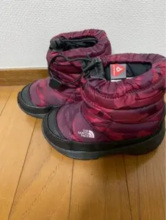 THE NORTH FACE キッズブーツ 赤紫迷彩