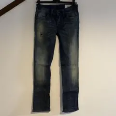 DIESEL ディーゼル　スタッズ　ダメージデニム　ジーンズ