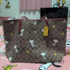 本日限定値下げ COACH × PEANUTS スヌーピートートバッグ