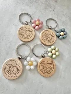 【選べるフラワーチャーム】木製マタニティーキーホルダー