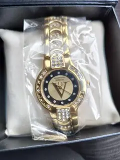 VALENTINO DOMANI 腕時計 ゴールドカラー VD-1020