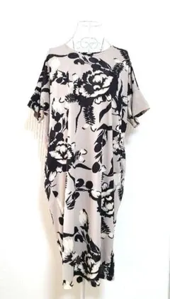 美品　Do classe　ドゥクラッセ　ジャージー　フラワー　花柄　ワンピース