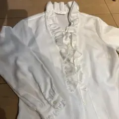 Cosa de Ver ホワイト フリル長袖シャツ