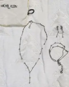 Item thumbnail for item 9d191b63-de0b-44c4-8b19-9f0137c4b1b4