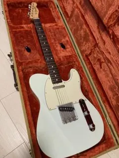 Fender Heritage Custom テレキャスター SNBライトブルーのサムネイル