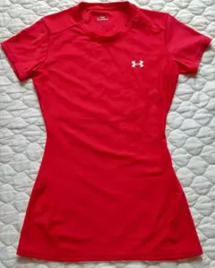 アンダーアーマー　レディース　トレーニングＴシャツ