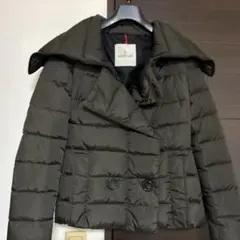 ★新品・未使用★★MONCLER モンクレール　ダウンジャケット・色ダークカーキ