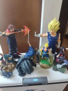 人気アニメ フィギュア 5体セット まとめ売り - メルカリ
