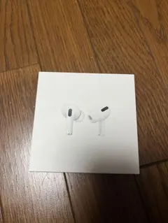 AirPods Pro イヤフォン　箱　充電器付き