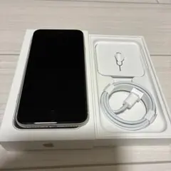 iPhoneSE3第3世代　starlightホワイト　シムフリー64GB 本体