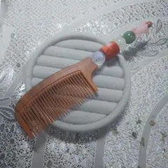 木製装飾付き幅広コーム