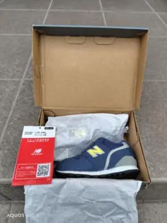 【美品】New Balance ネイビー/ライム キッズシューズ 13.0