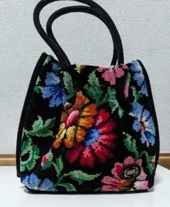 Item thumbnail for item 9ccd08c1-0198-4672-bb2e-cb0ed5a204ab