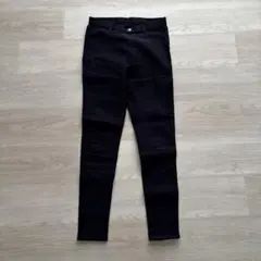 濃紺スキニーパンツ 後ろポケット付き