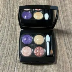 CHANELレキャトルオンブルブトン239ブトンバロック未使用品