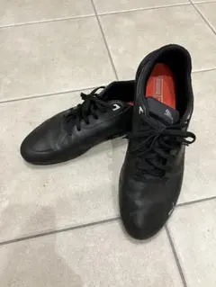 ブラックレザースニーカー