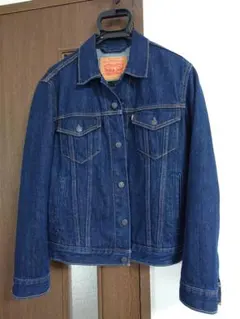 Item thumbnail for item 21dd1c6f-c0b3-4fe2-9a6a-bf828a491ce7