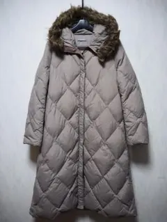 theory luxe エコファー　ダウンコート　サイズ38のサムネイル
